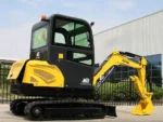New Brand Mini Excavator 2 Ton Farm Small Digger EPA Engine Cab - Image 11