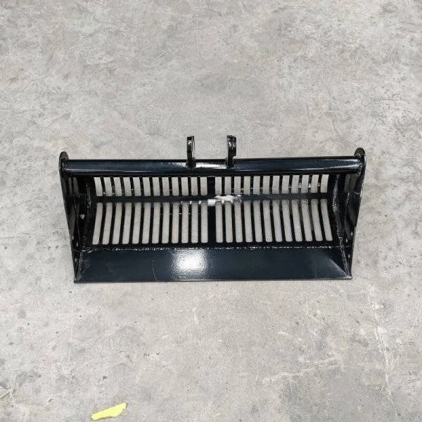 HhuSplcprBCNUjy0jVxW0BIBGQQ2xMZ8PLALFhAM.webp Screening skeleton Bucket: Attachment 600mm TYPHON Mini Excavators USA - Image 1