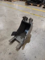 2-3.5 Tons Excavator Attachment 250mm Narrow Bucket Trenching Buckets 9.8 inch